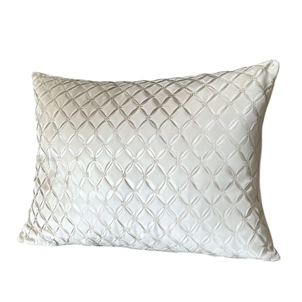 Classic grid decorative bed pillow - Image 3